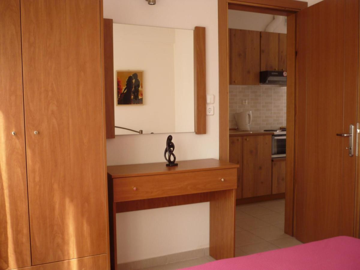 Apartamento Helios Vrasná Exterior foto