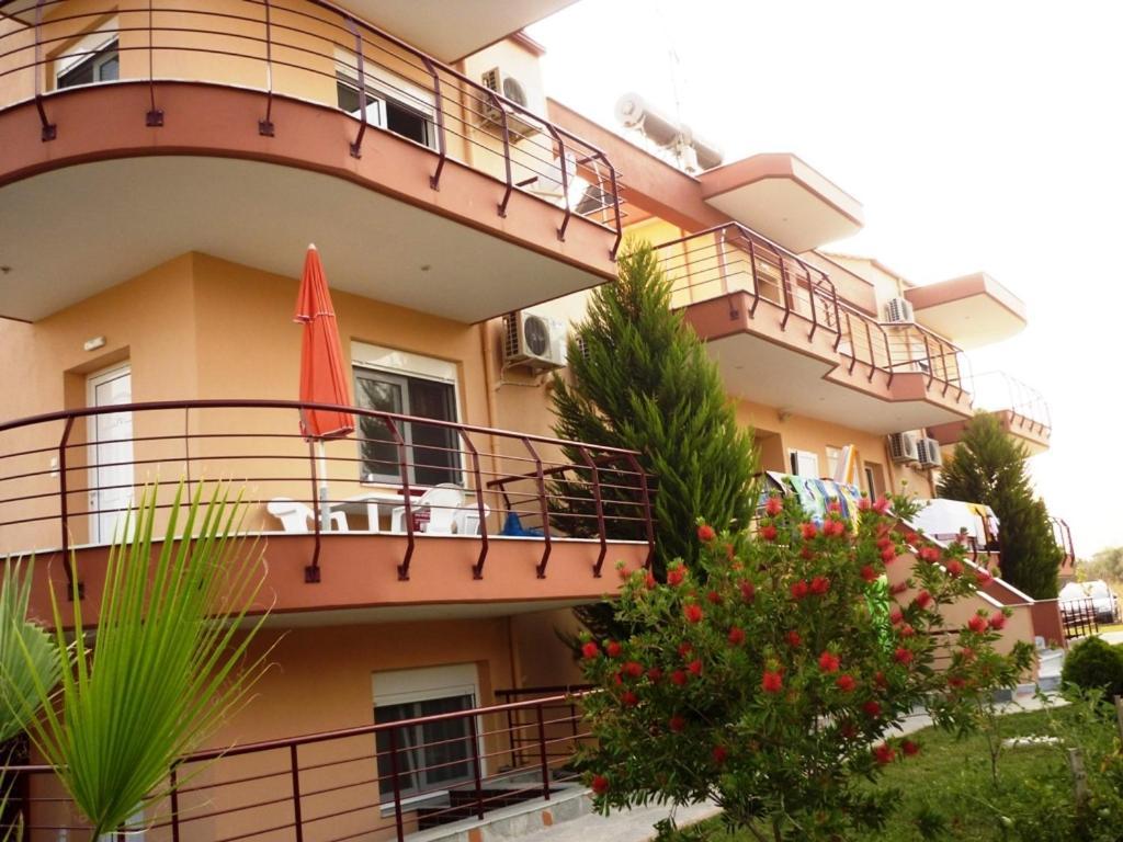 Apartamento Helios Vrasná Exterior foto